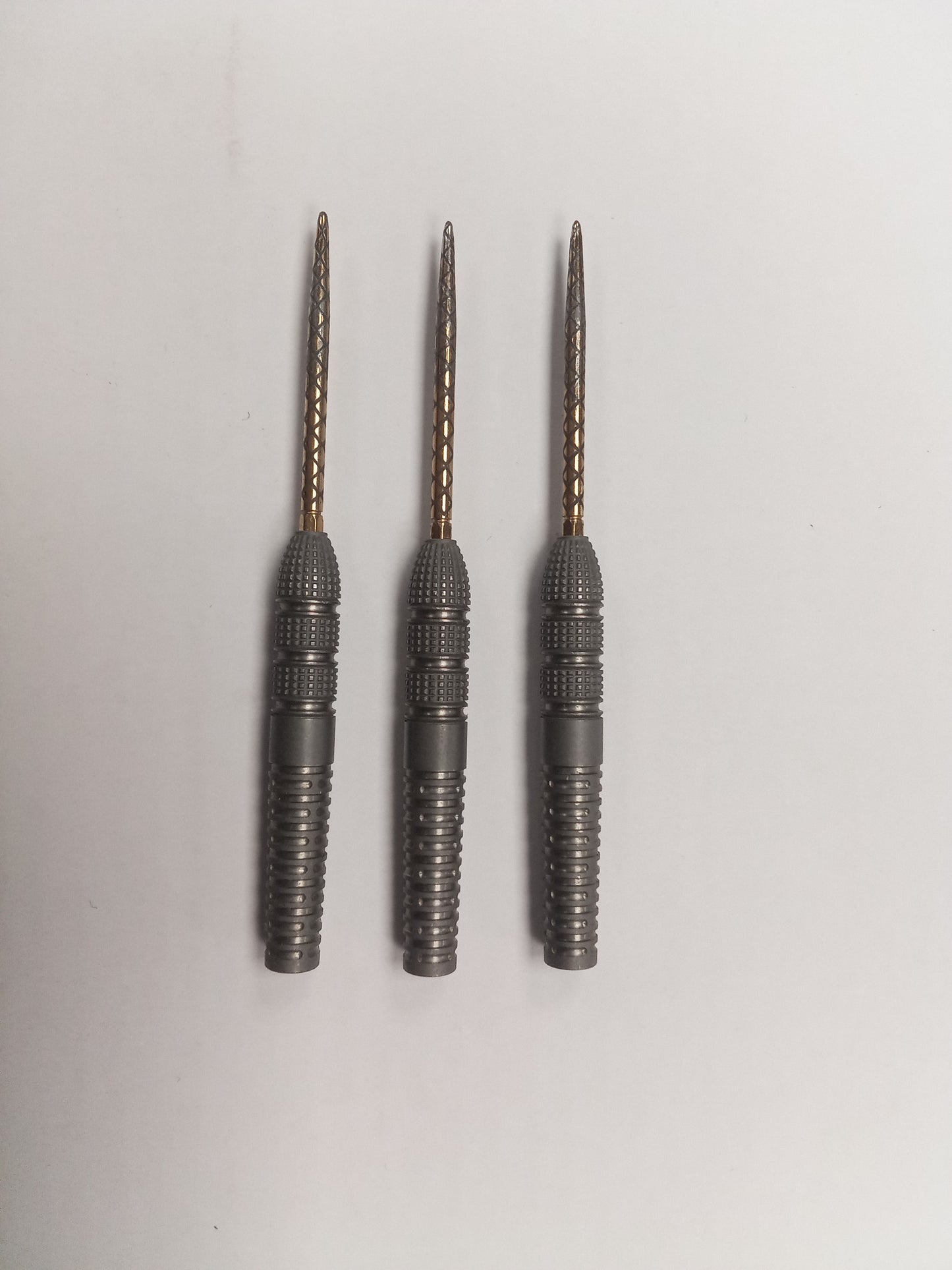 Barney 25 95% Tungsten SP Steel Tip Darts by Target ( USED ) 23g